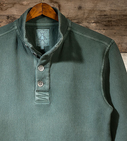 Button Sweat in Green